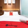 Отель RedDoorz Premium near Centre Point Mall Medan, фото 16