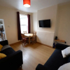 Отель Elegant Holiday Home in Coventry Near Coventry Market, фото 16