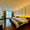 Отель New World Express Motel, фото 2