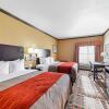 Отель Quality Inn & Suites, фото 36