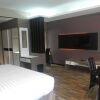 Отель Plaza Hotel Tanjungpinang, фото 4