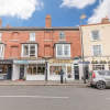 Отель Lego Land / Windsor Castle Victorian Town House, фото 18