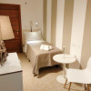 Отель De La Ville Boutique Hotel, фото 3