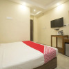 Отель OYO 24810 Silver Crescent, фото 17