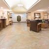 Отель Holiday Inn Express Hotel & Suites Las Vegas, an IHG Hotel, фото 2