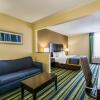 Отель Comfort Inn & Suites Lantana - West Palm Beach South, фото 36