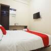 Отель RedDoorz near Terminal Bungur Asih, фото 2