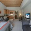 Отель Gateway Lodge 5061, фото 9