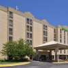 Отель Holiday Inn Express & Suites Central Omaha, an IHG Hotel, фото 1
