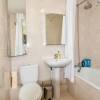 Отель 1 Bedroom Flat Near Kentish Town, фото 9