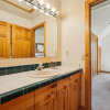 Отель Hamilton Creek Cabin 4 Bedroom Home by RedAwning, фото 9