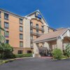 Отель Comfort Inn & Suites Southwest Fwy at Westpark в Хьюстоне