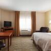 Отель Candlewood Suites Lake Jackson Clute, an IHG Hotel, фото 5