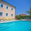Отель Modern Apartment With Shared Pool Ideal For A Couple Or Families With Children в Вабрига
