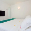 Отель RedDoorz Near Pantai Jerman, фото 3
