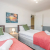 Отель Cosy 3 Bedroom Home With Wifi, Parking & Garden, фото 6