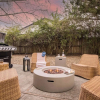 Отель Black Oak - Modern Santa Rosa Hideaway With Jacuzzi, Pool Table, & Fire Pit, фото 18