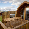 Отель Beinn A Ghlo Luxury Glamping Pod with Hot Tub & Pet Friendly at Pitilie Pods, фото 4