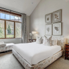 Отель Refined 5 BR Private Home with Private Hot Tub by RedAwning - Save 20% on 7+ Nights!, фото 3