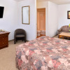 Отель Canadas Best Value Inn Whitecourt, фото 21