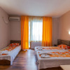 Отель Double Room in Dafinka Guest House, фото 3