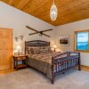 Отель Charming Tahoe Donner Chalet by RedAwning, фото 4