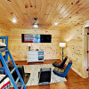 Отель Smoky Mountain Basecamp: 2 Luxe S W/ Hot Tubs 7 Bedroom Cabin, фото 25
