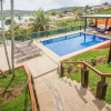Отель Mansão Cinematográfica de Frente para à Praia da Ferradura com Sete Suítes Por Luxury Rentals, фото 17