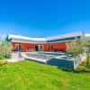 Отель Modern Villa With Pool and Terrace, фото 12