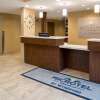 Отель Microtel Inn & Suites by Wyndham Red Deer, фото 1