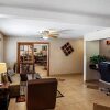 Отель Quality Inn & Suites, фото 2