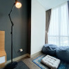 Отель Simply Look And Warm Studio Room Tamansari Iswara Apartment, фото 1