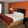 Отель Holiday Inn Express Hotel & Suites Cadillac, an IHG Hotel, фото 6