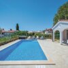 Отель Nice Home in Vabriga with Outdoor Swimming Pool, Hot Tub & Outdoor Swimming Pool, фото 33