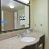 Отель Hampton Inn Suites Plattsburgh, фото 9