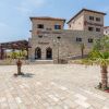 Отель Aparthotel Dvori Balsica в Ульцине