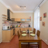Отель Castle View Spacious Apartment, фото 11