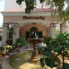 Отель Beverly Hotel, фото 1