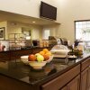 Отель Country Inn & Suites by Radisson, Appleton, WI, фото 11