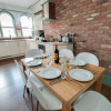 Отель Base Serviced Apartments - Sir Thomas Street, фото 19
