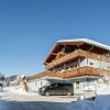 Отель Cozy Apartment in Saalbach-hinterglemm Near Ski Area, фото 1