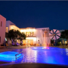Отель Cosmi Poolside Apartments, фото 10