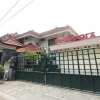 Отель RedDoorz Syariah near Gelora Delta Sidoarjo, фото 7