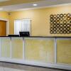 Отель Econo Lodge Inn & Suites Bryant, фото 14