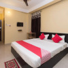 Отель OYO 11062 Victoria Guest House, фото 4