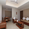Отель OYO 13167 Nirvana Lodge, фото 2