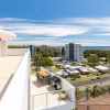 Отель The Crest Penthouse 902, фото 1