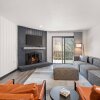 Отель Snowmass Modern 3 Bedroom w/ Hot Tub 251, фото 13