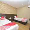 Отель OYO 1228 Hotel Novanda, фото 33