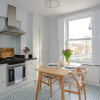 Отель Bright2 Bedroom Apartment With Roof Terrace in Wimbledon, фото 15